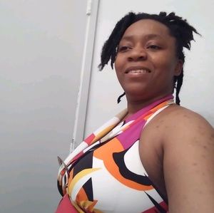 Meet your Posher, Cleopathra